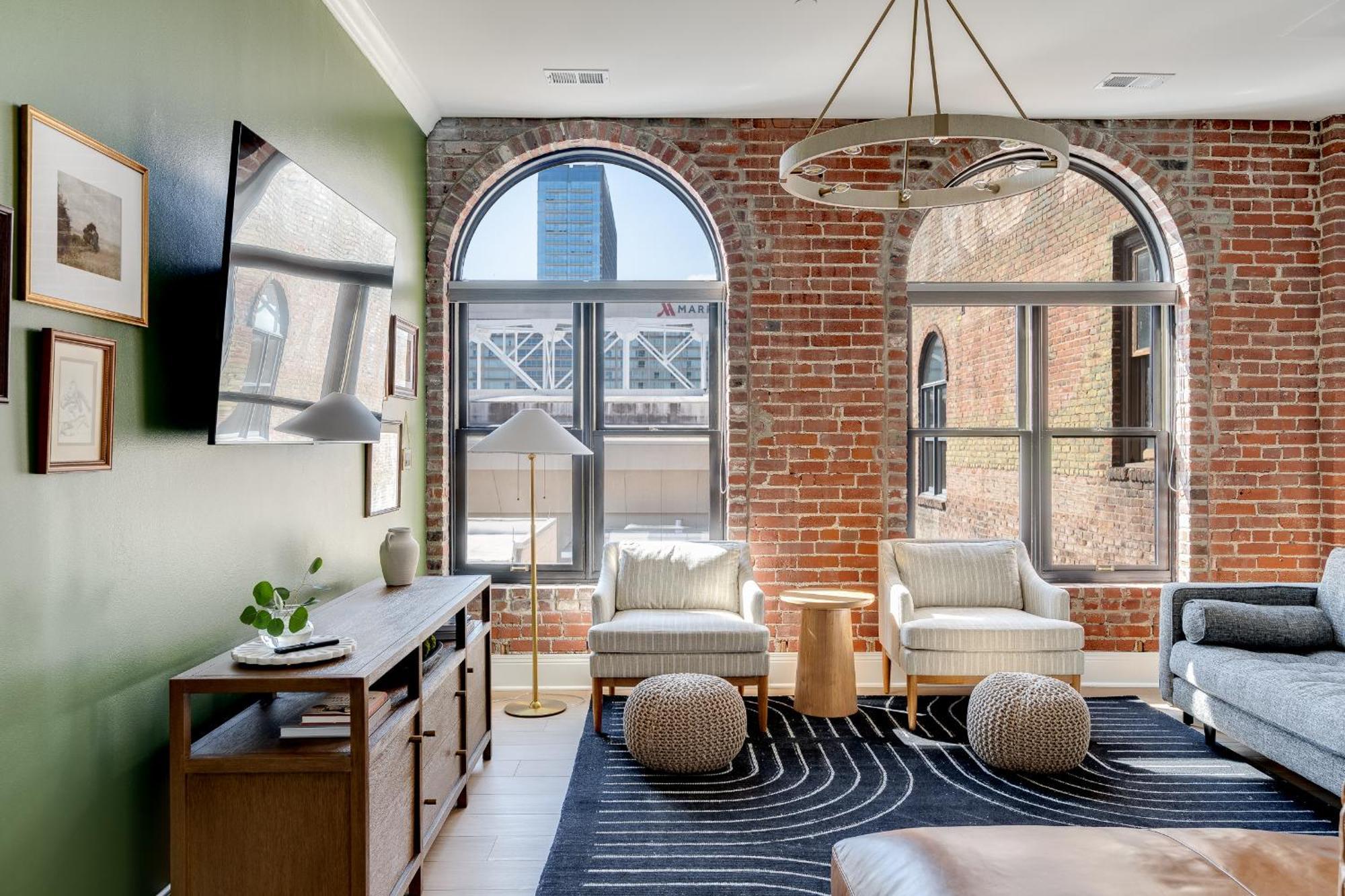 Top Floor Penthouse At The Historic Levy Building Louisville Dış mekan fotoğraf